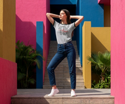 "ERYTHRAE Signature" Unisex Ringer-T-Shirt