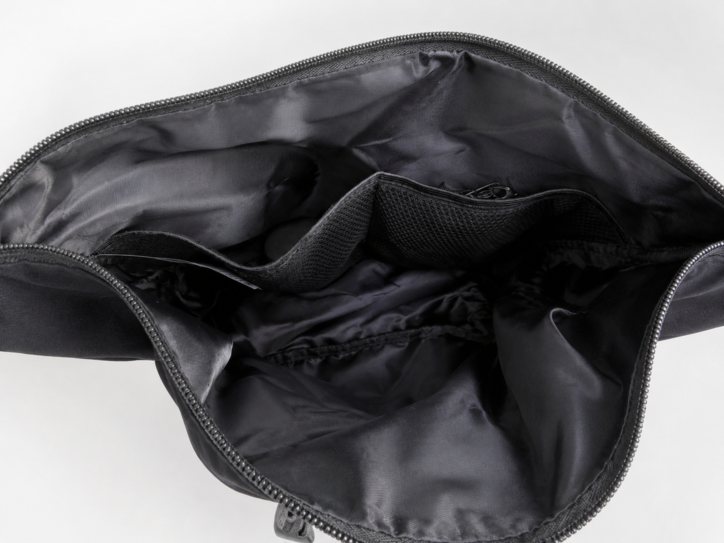 Die perfekte Alltags- & Gassi-Tasche | TW STUDIO – The Wuff® DOG DNA Edition